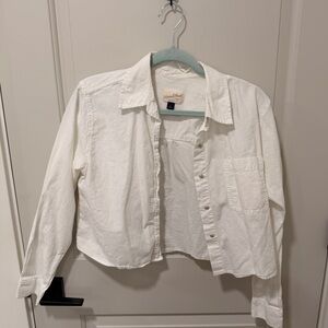 Universal Thread White Button-Down Crop Shirt